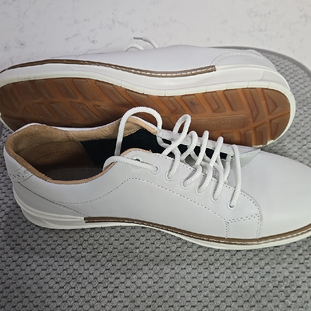 Johnston & Murphy White and Brown Low-Top Sneakers